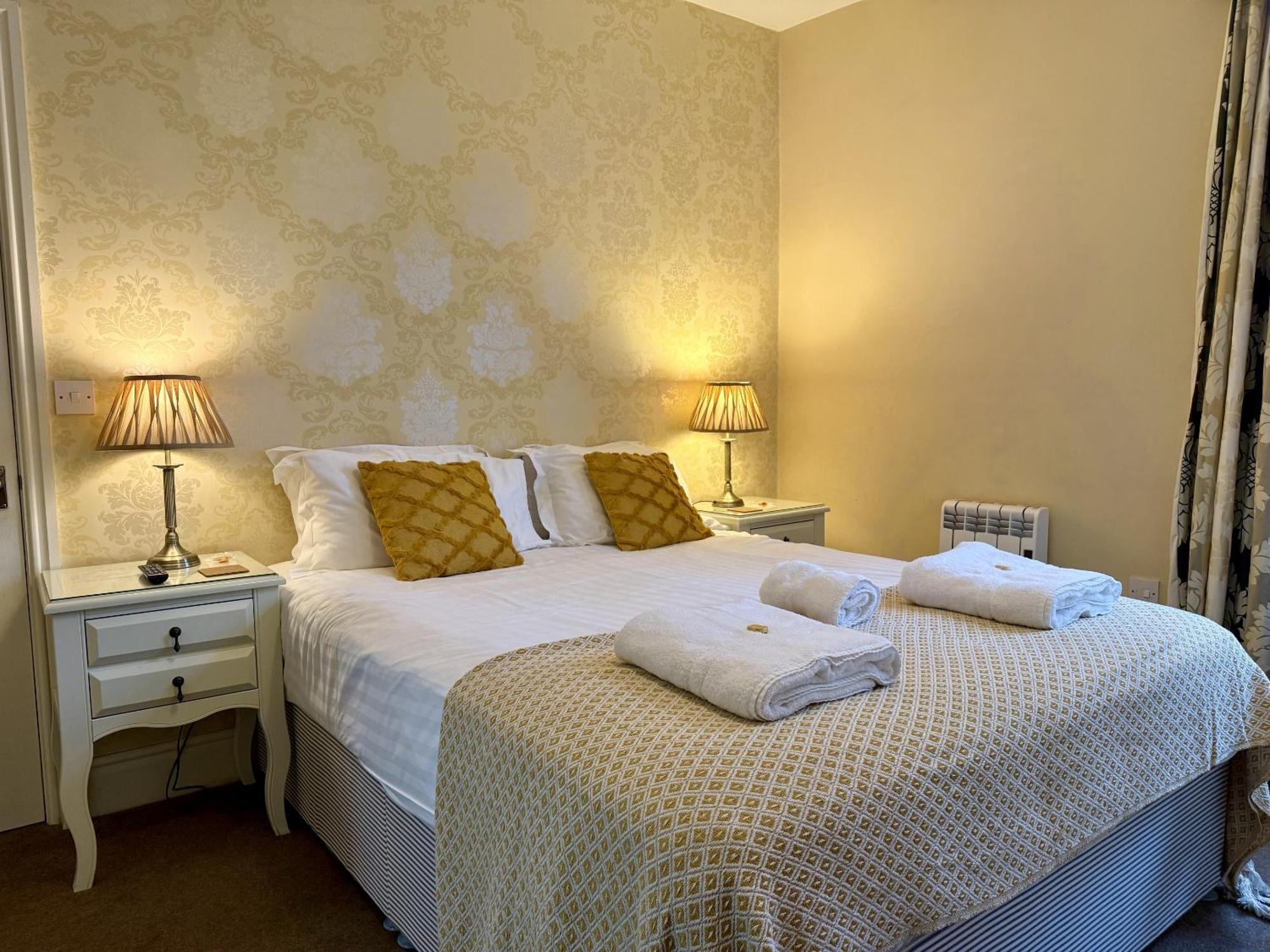 The Crescent York